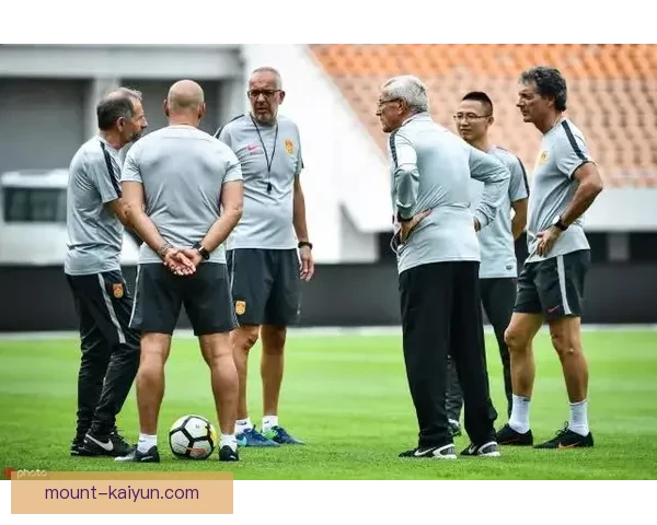 克雷格·莎士比亚近期在英超执教表现稳健健，执教策略备受关注